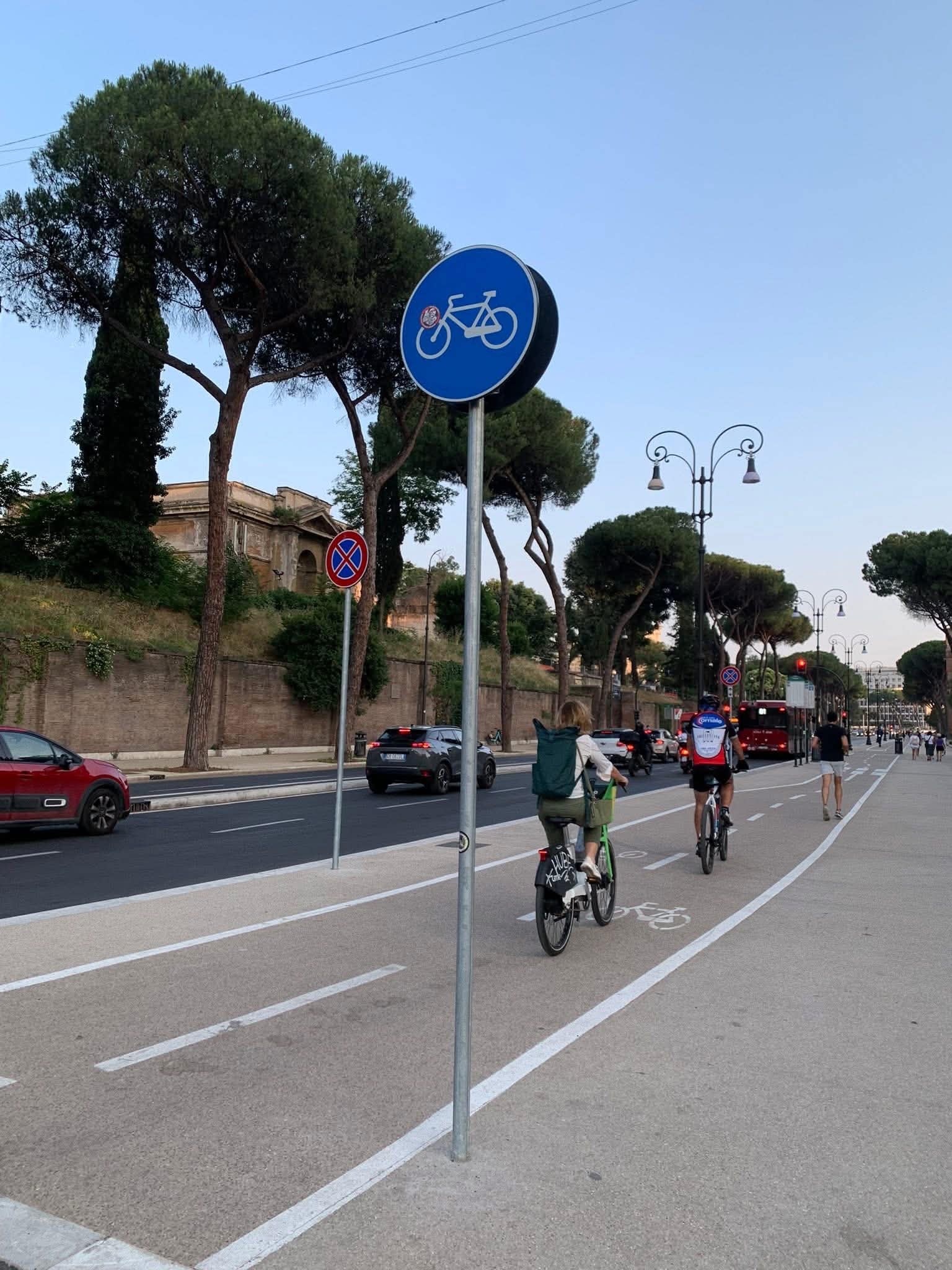 Ciclabile Roma Colosseo